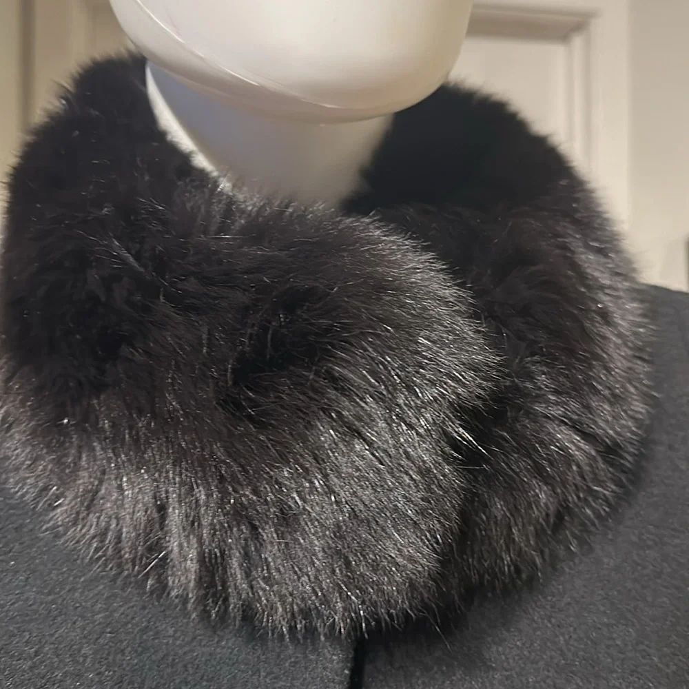 Albert Nipon Stunning vintage wool swing coat with fox fur trim.😍